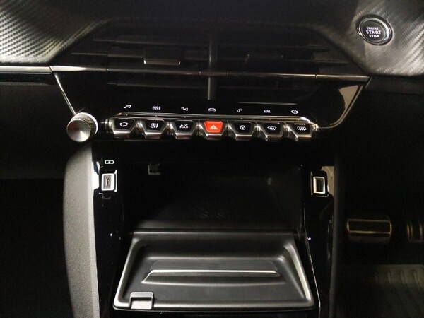 Used Peugeot 208 2020 for sale - 76268859: Photo 13