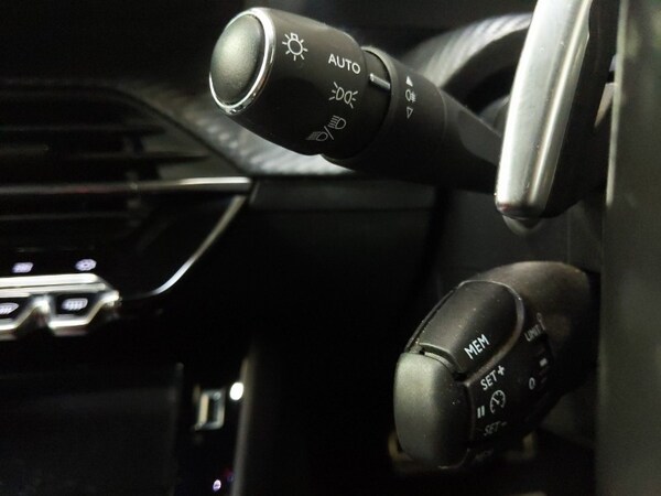 Used Peugeot 208 2020 for sale - 76268859: Photo 17
