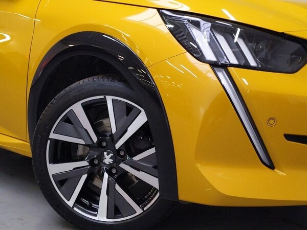 Used Peugeot 208 2020 for sale - 76268859: Photo 9