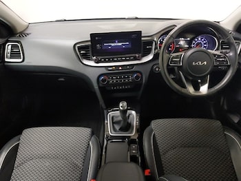 Used Kia XCeed 2021 for sale - 76071281: Photo 2