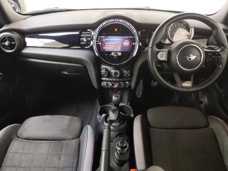 Used MINI Cooper 2021 for sale - 76331817: Photo 2