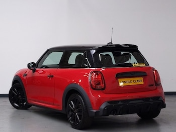 Used MINI Cooper 2021 for sale - 76331817: Photo