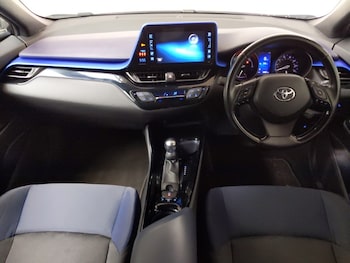 Used Toyota C-HR 2017 for sale - 78841894: Photo
