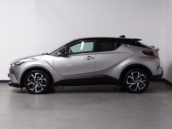 Used Toyota C-HR 2017 for sale - 78841894: Photo