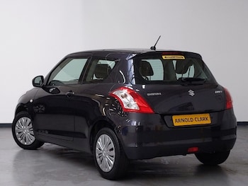 Used Suzuki Swift 2014 for sale - 75939804: Photo