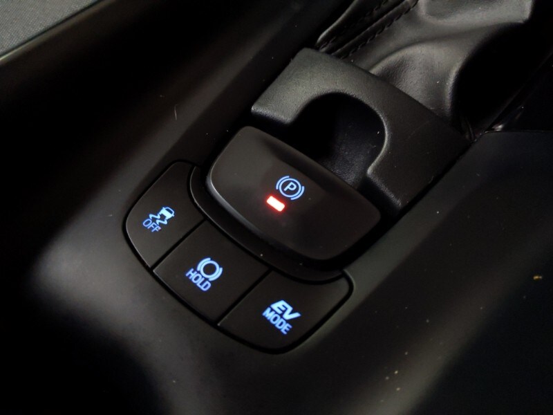 Used Toyota C-HR 2023 for sale - 77815550: Photo 19