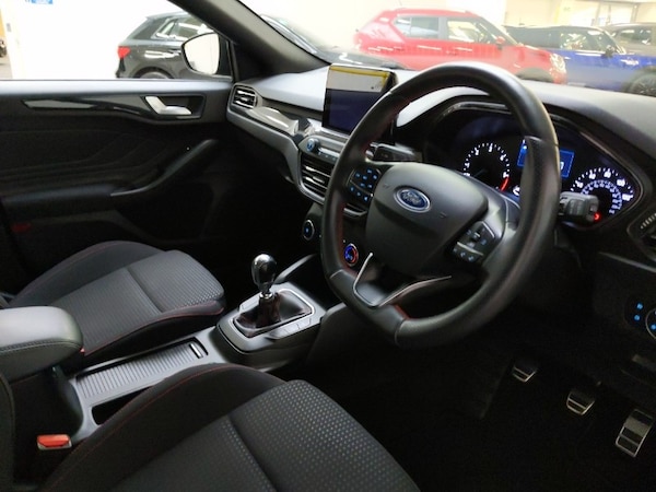 Used Ford Focus 2019 for sale - 76309204: Photo 11