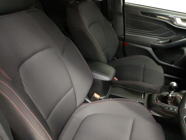 Used Ford Focus 2019 for sale - 76309204: Photo 14
