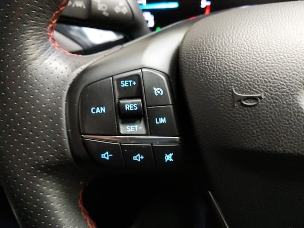 Used Ford Focus 2019 for sale - 76309204: Photo 18