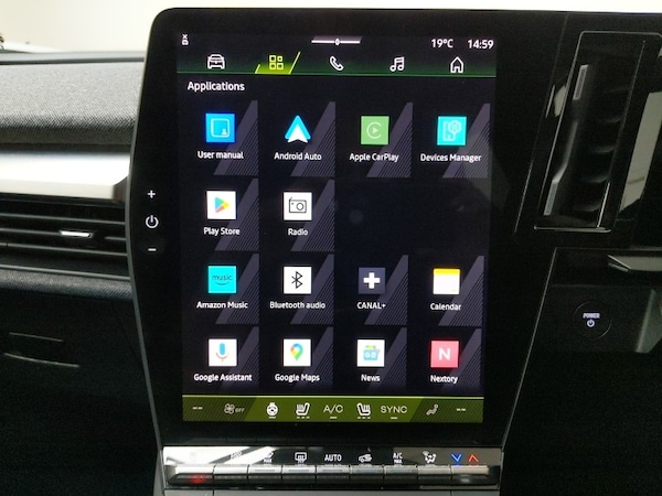 Used Renault Scenic E-Tech 2024 for sale - 75989241: Photo 14