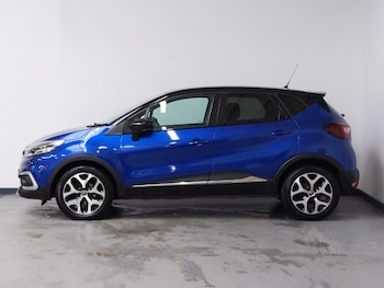 Used Renault Captur 2019 for sale - 77141536: Photo