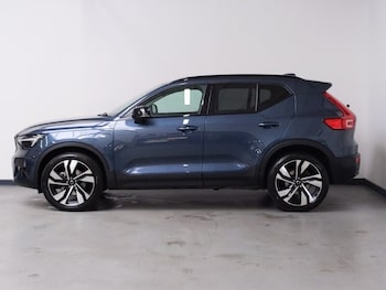 Used Volvo XC40 2025 for sale - 79070146: Photo
