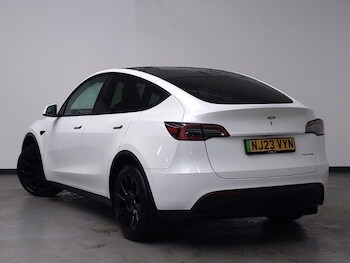 Used Tesla Model Y 2023 for sale - 79368119: Photo
