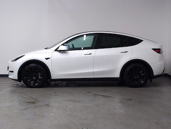 Used Tesla Model Y 2023 for sale - 79368119: Photo