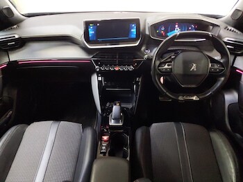 Used Peugeot 2008 2021 for sale - 77466502: Photo