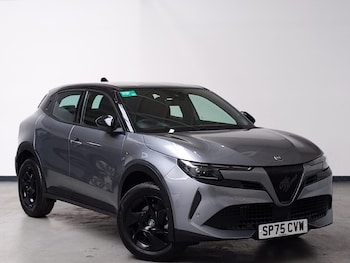 Used Alfa Romeo Junior 2025 for sale - 79025350: Photo