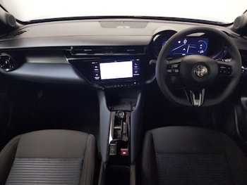 Used Alfa Romeo Junior 2025 for sale - 79025350: Photo