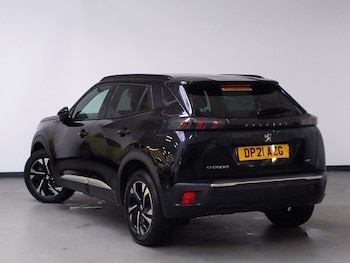 Used Peugeot 2008 2021 for sale - 77433349: Photo