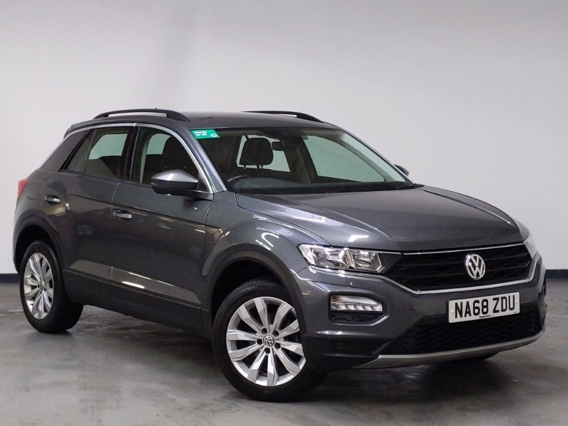 Used Volkswagen T-Roc 2018 for sale - 77183574: Photo 1