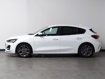 Used Ford Focus 2023 for sale - 79044123: Photo