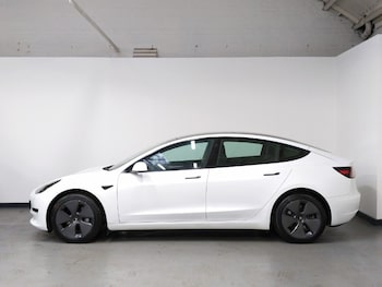 Used Tesla Model 3 2022 for sale - 76951696: Photo