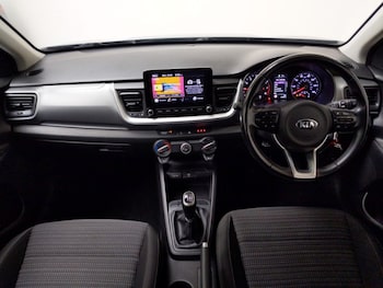 Used Kia Stonic 2021 for sale - 79048347: Photo