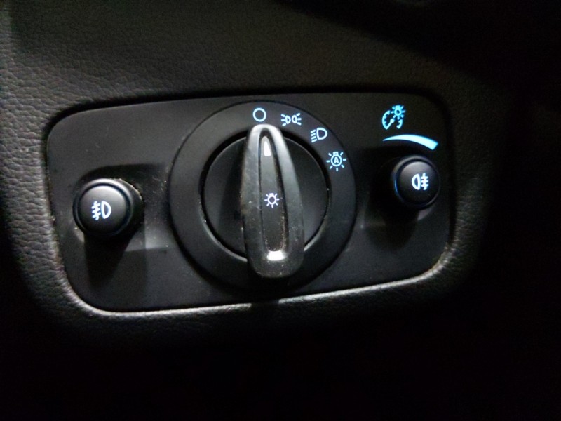 Used Ford Grand C-Max 2015 for sale - 77548712: Photo 14