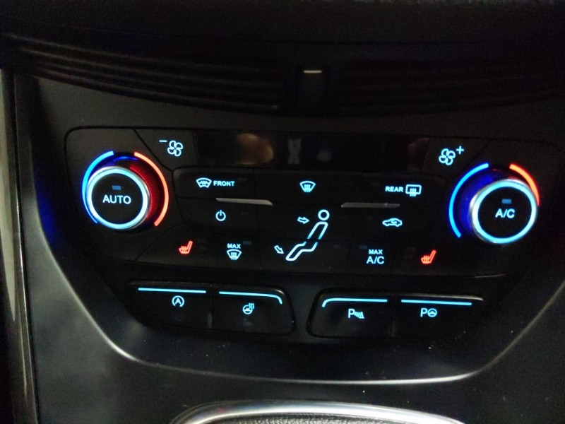 Used Ford Grand C-Max 2015 for sale - 77548712: Photo 17