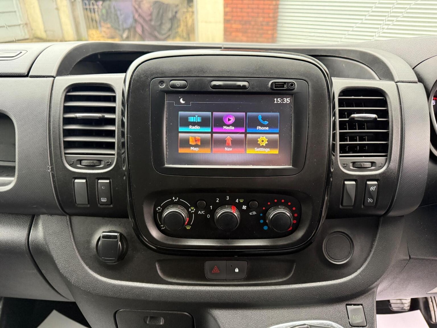 Used Vauxhall Vivaro 2018 for sale - 77459905: Photo 7