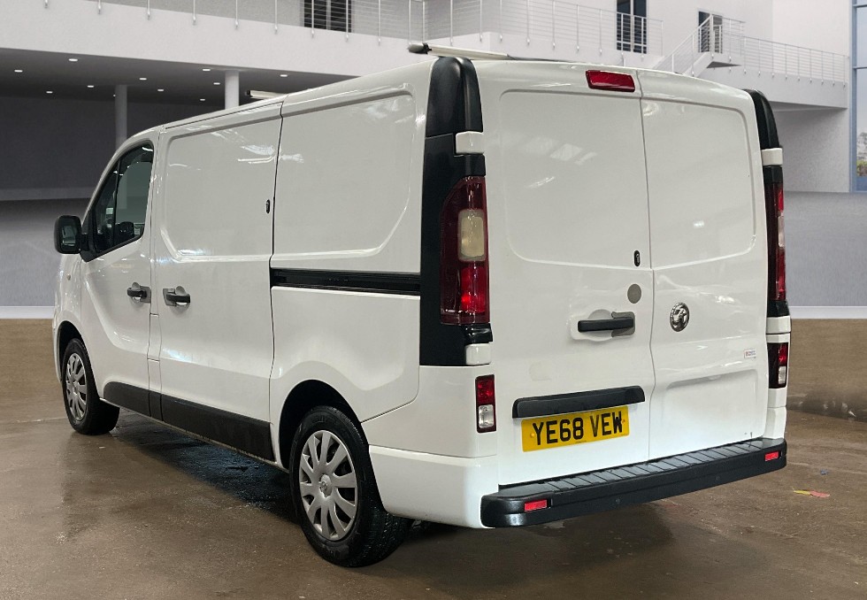 Used Vauxhall Vivaro 2018 for sale - 77241895: Photo 3