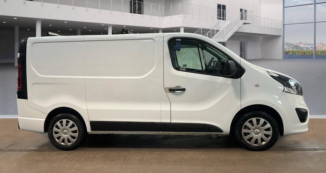 Used Vauxhall Vivaro 2018 for sale - 77241895: Photo 4