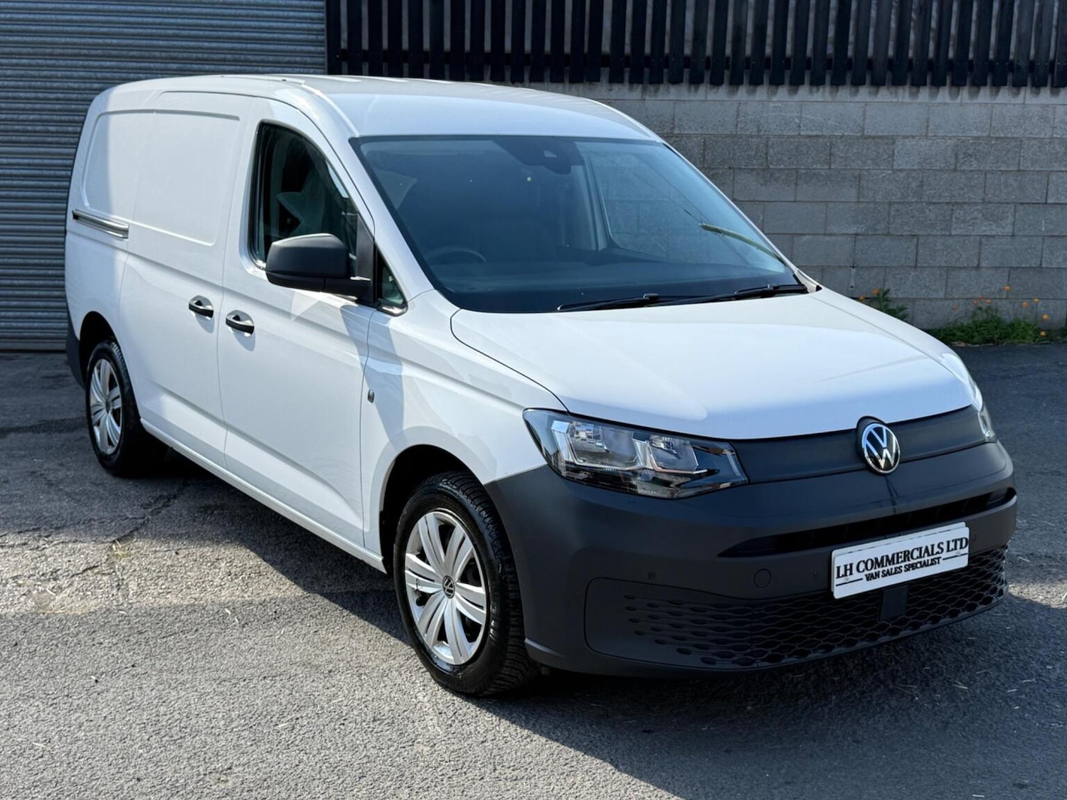 Used Volkswagen Caddy Maxi 2021 for sale - 76806980: Photo 1