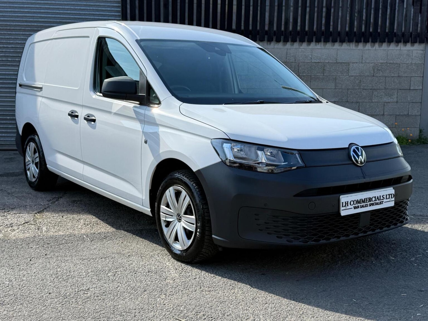 Used Volkswagen Caddy Maxi 2021 for sale - 76806980: Photo 2