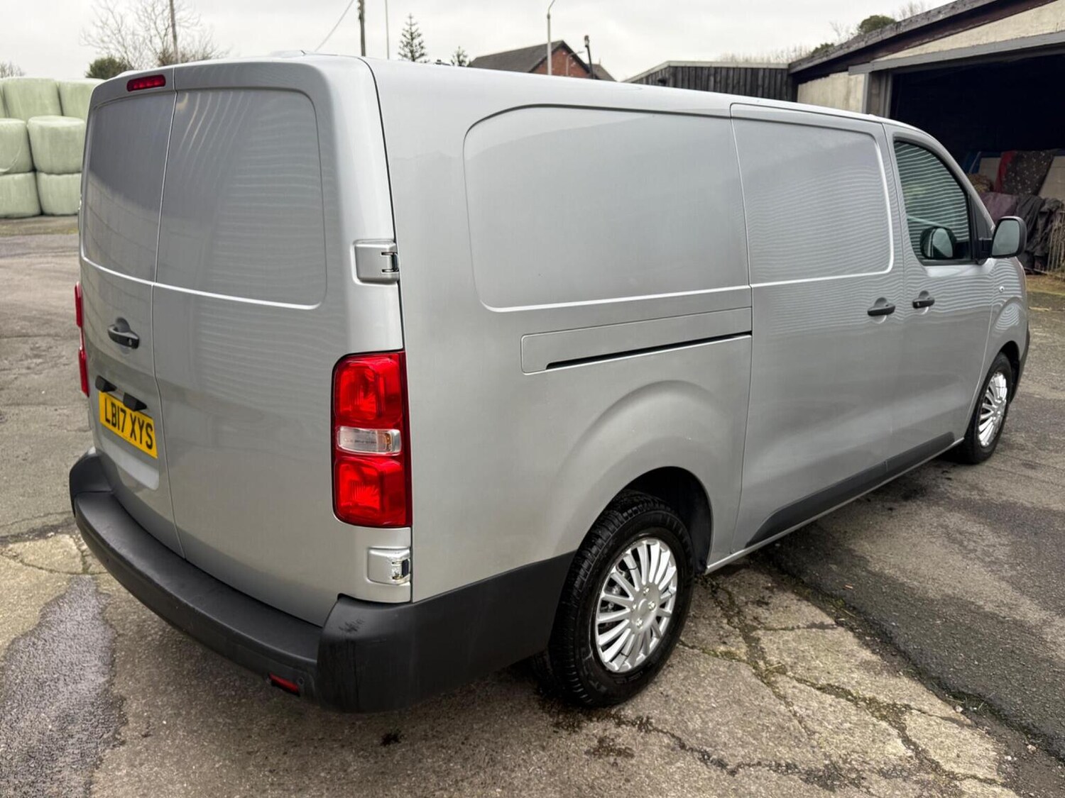 Used Citroen Dispatch 2017 for sale - 77336265: Photo 11