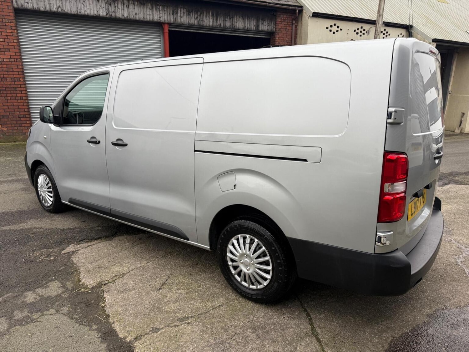 Used Citroen Dispatch 2017 for sale - 77336265: Photo 15