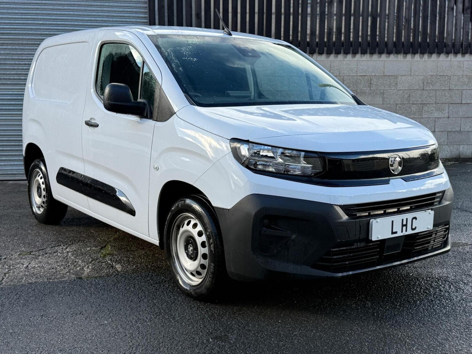 Used Vauxhall Combo 2024 for sale - 76806973: Photo 2