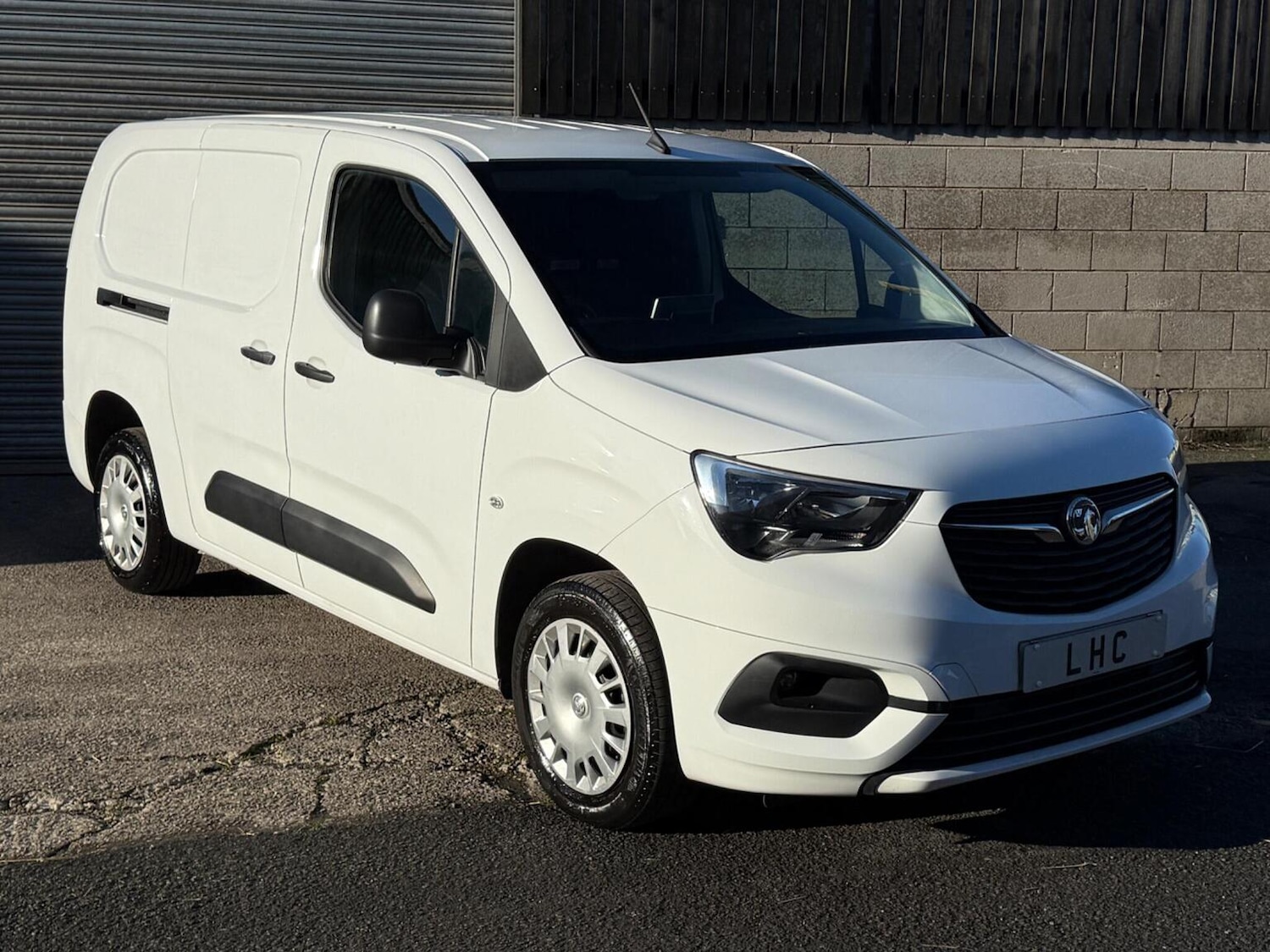 Used Vauxhall Combo 2022 for sale - 76806965: Photo 1
