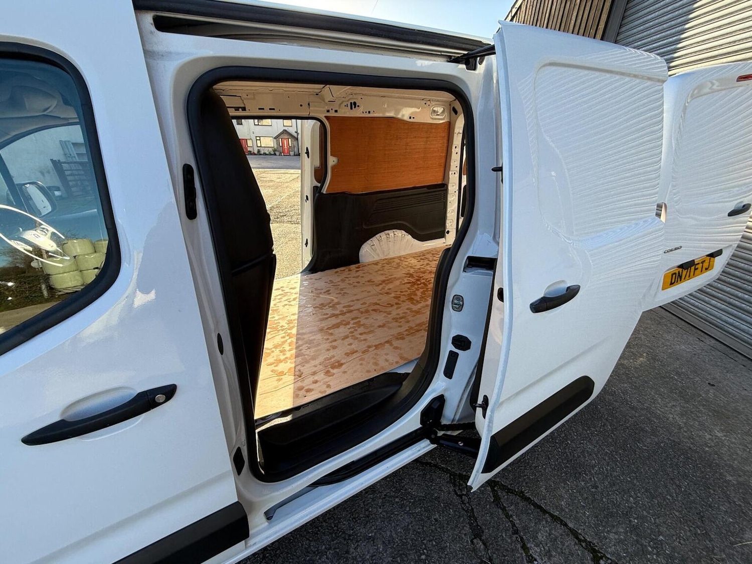 Used Vauxhall Combo 2022 for sale - 76806965: Photo 35