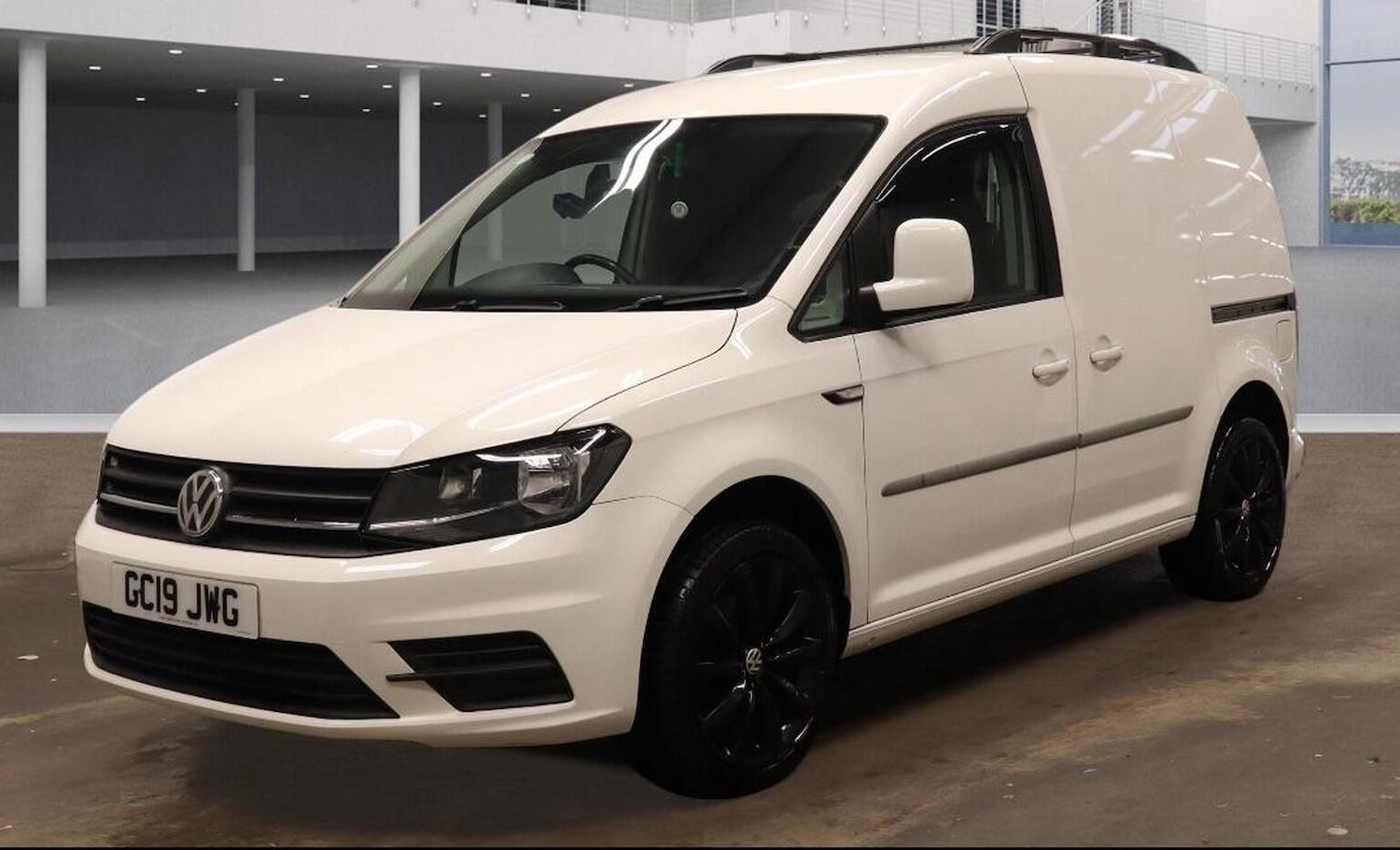 Used Volkswagen Caddy 2019 for sale - 77953967: Photo 2