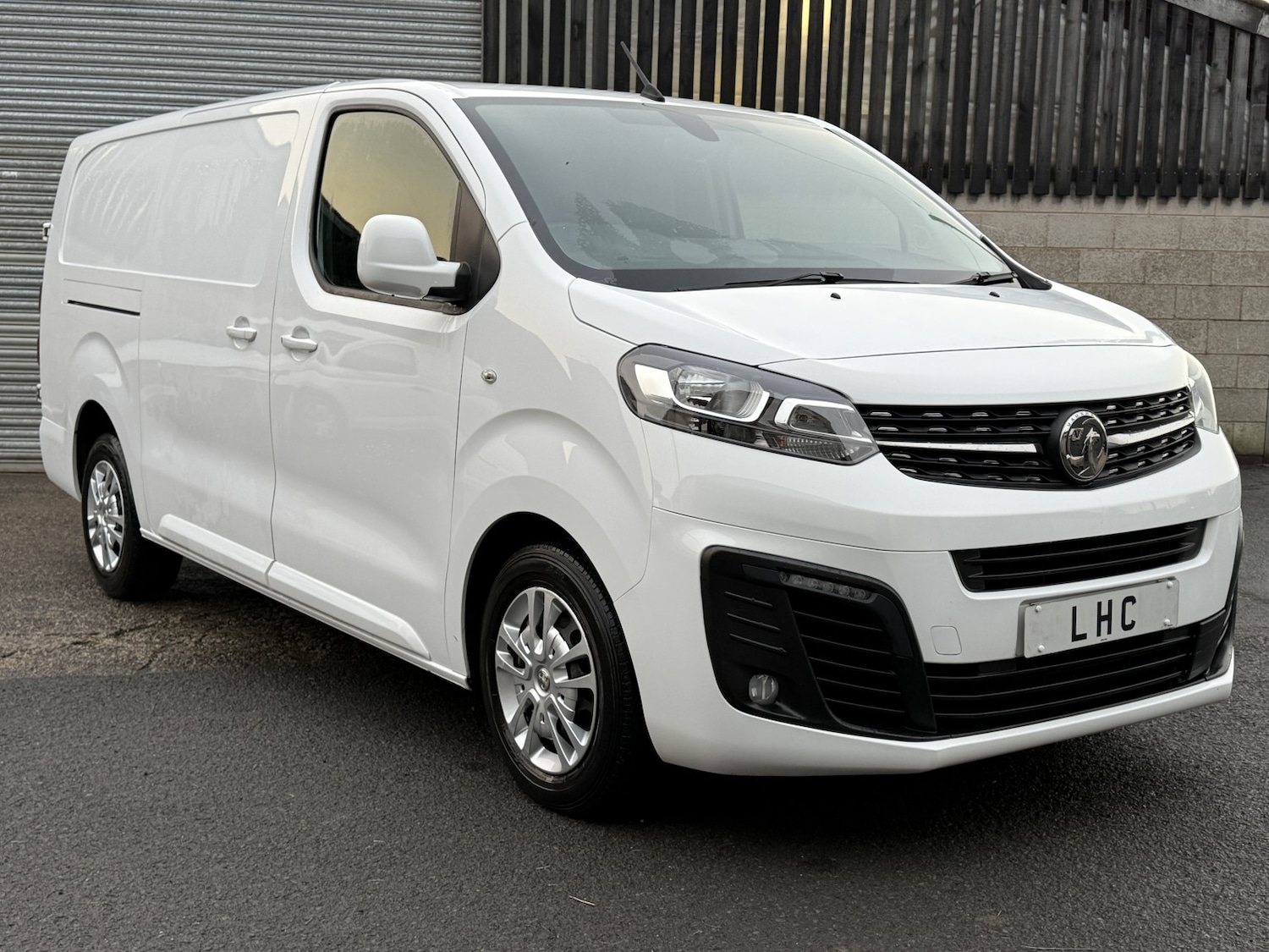 Used Vauxhall Vivaro 2020 for sale - 76924468: Photo 2