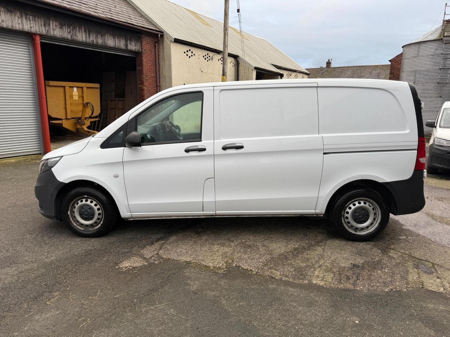 Used Mercedes-Benz Vito 2021 for sale - 77363609: Photo 10