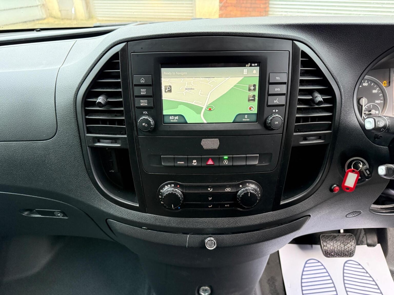 Used Mercedes-Benz Vito 2021 for sale - 77363609: Photo 31