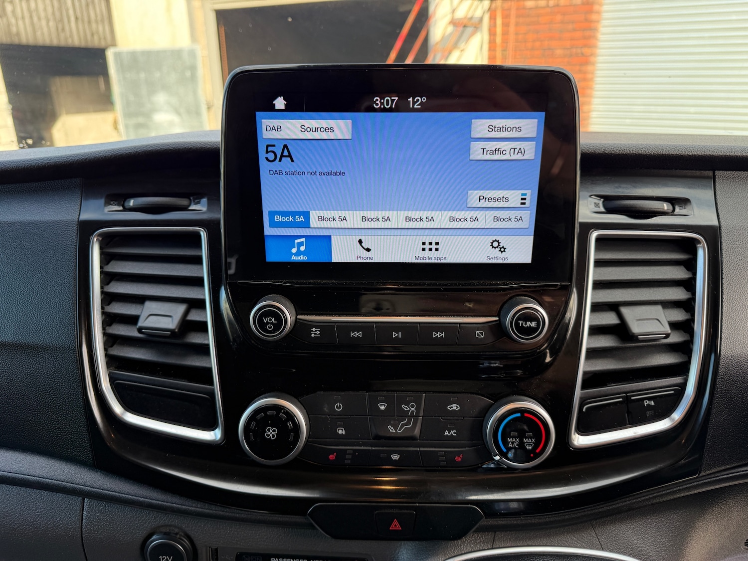 Used Ford Transit Custom 2018 for sale - 76055792: Photo 28
