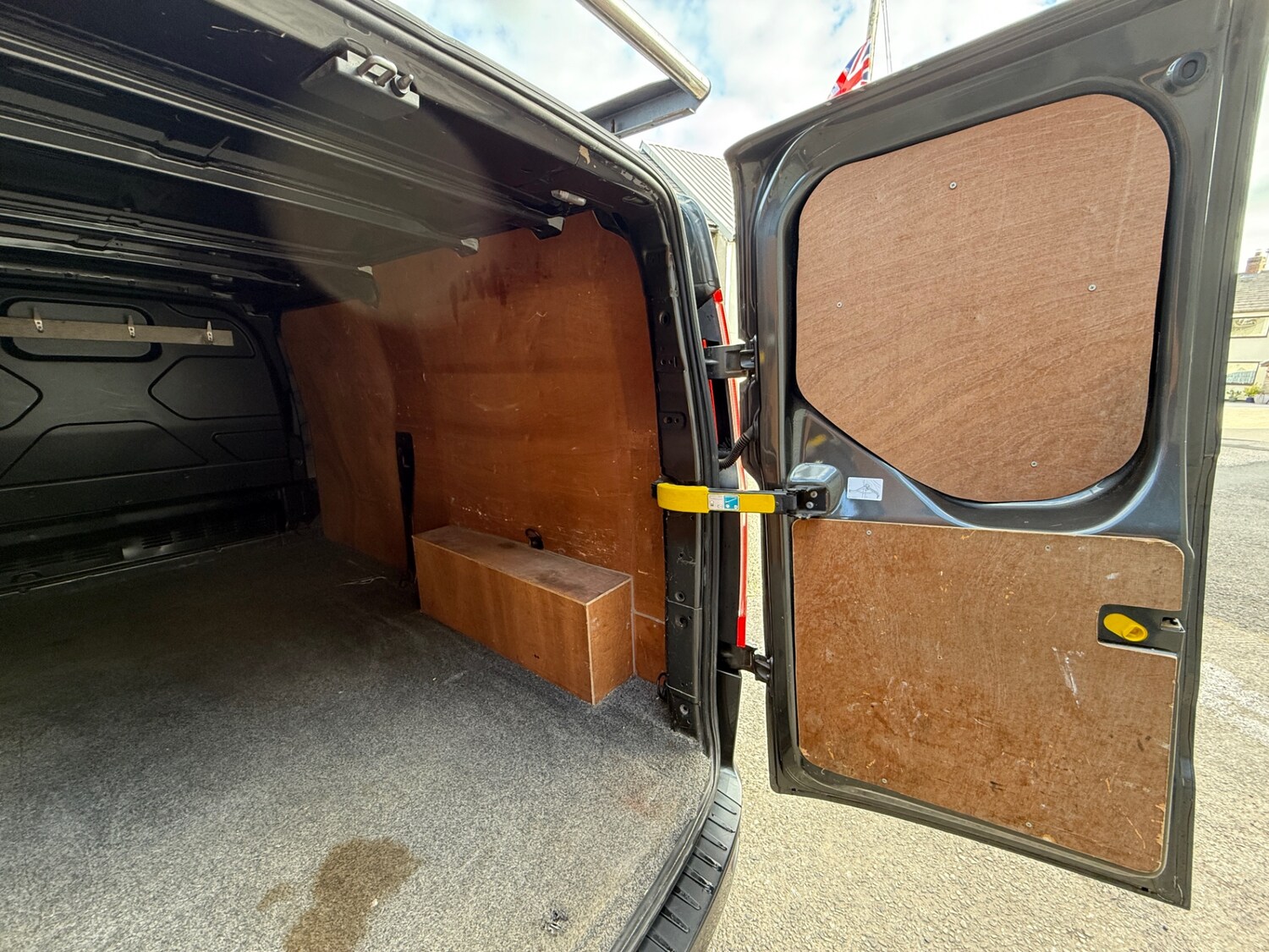 Used Ford Transit Custom 2018 for sale - 76055792: Photo 43