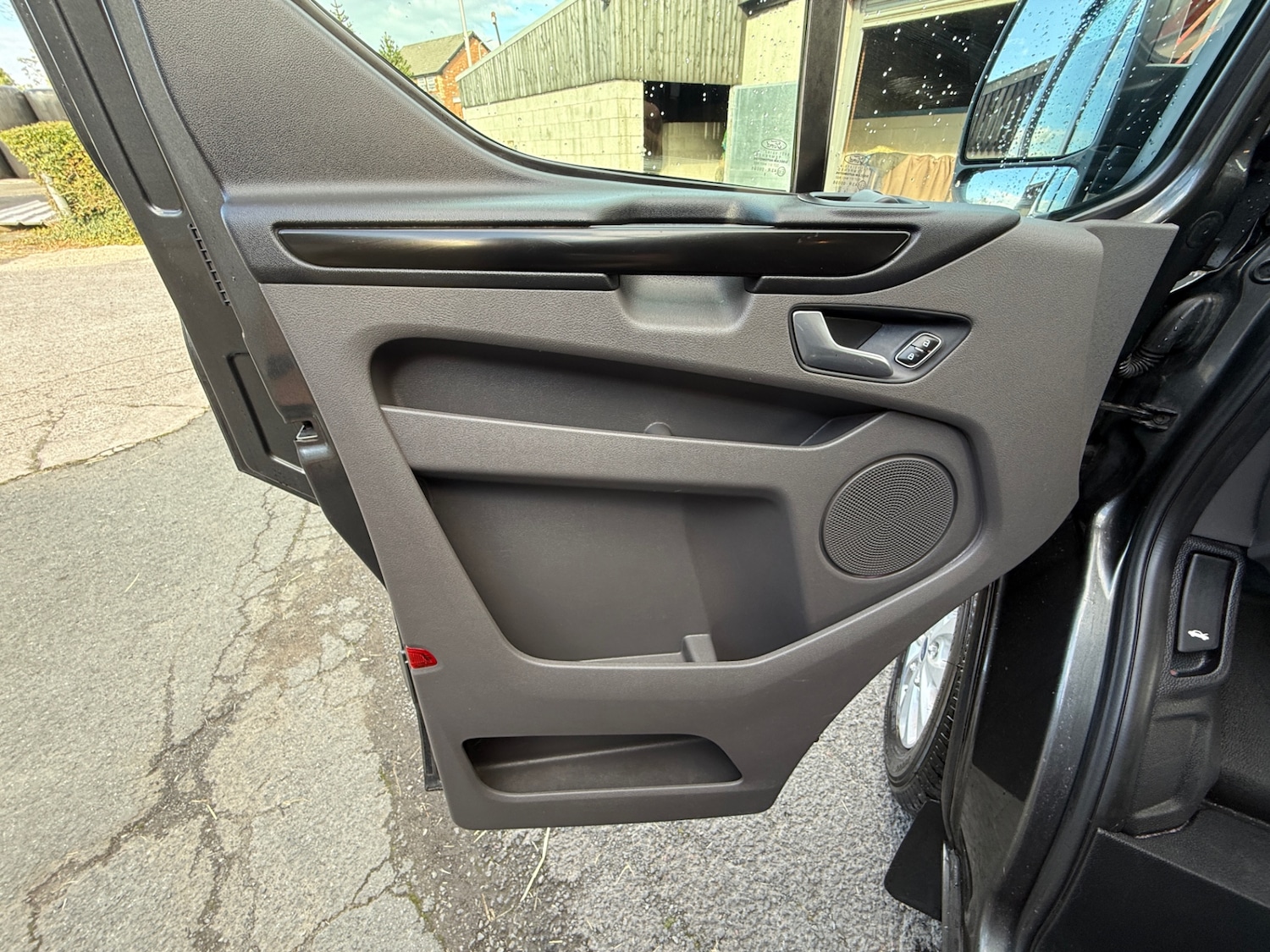 Used Ford Transit Custom 2018 for sale - 76055792: Photo 45