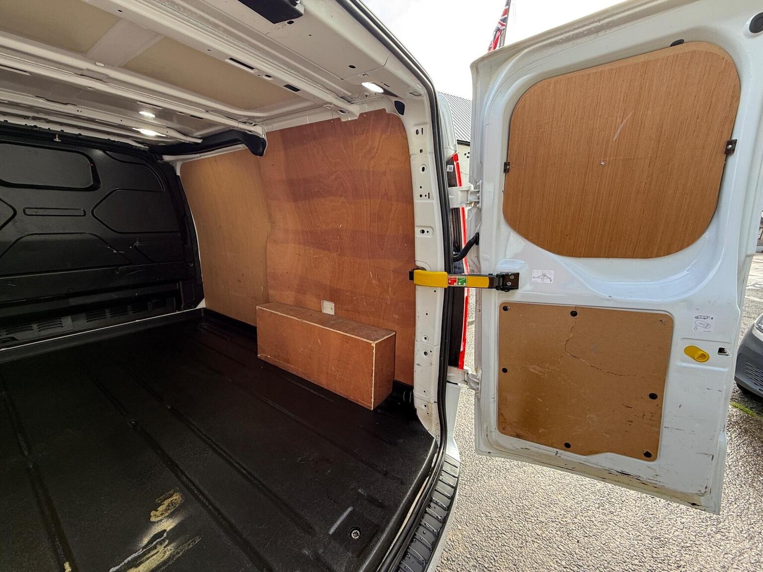 Used Ford Transit Custom 2021 for sale - 76806976: Photo 36