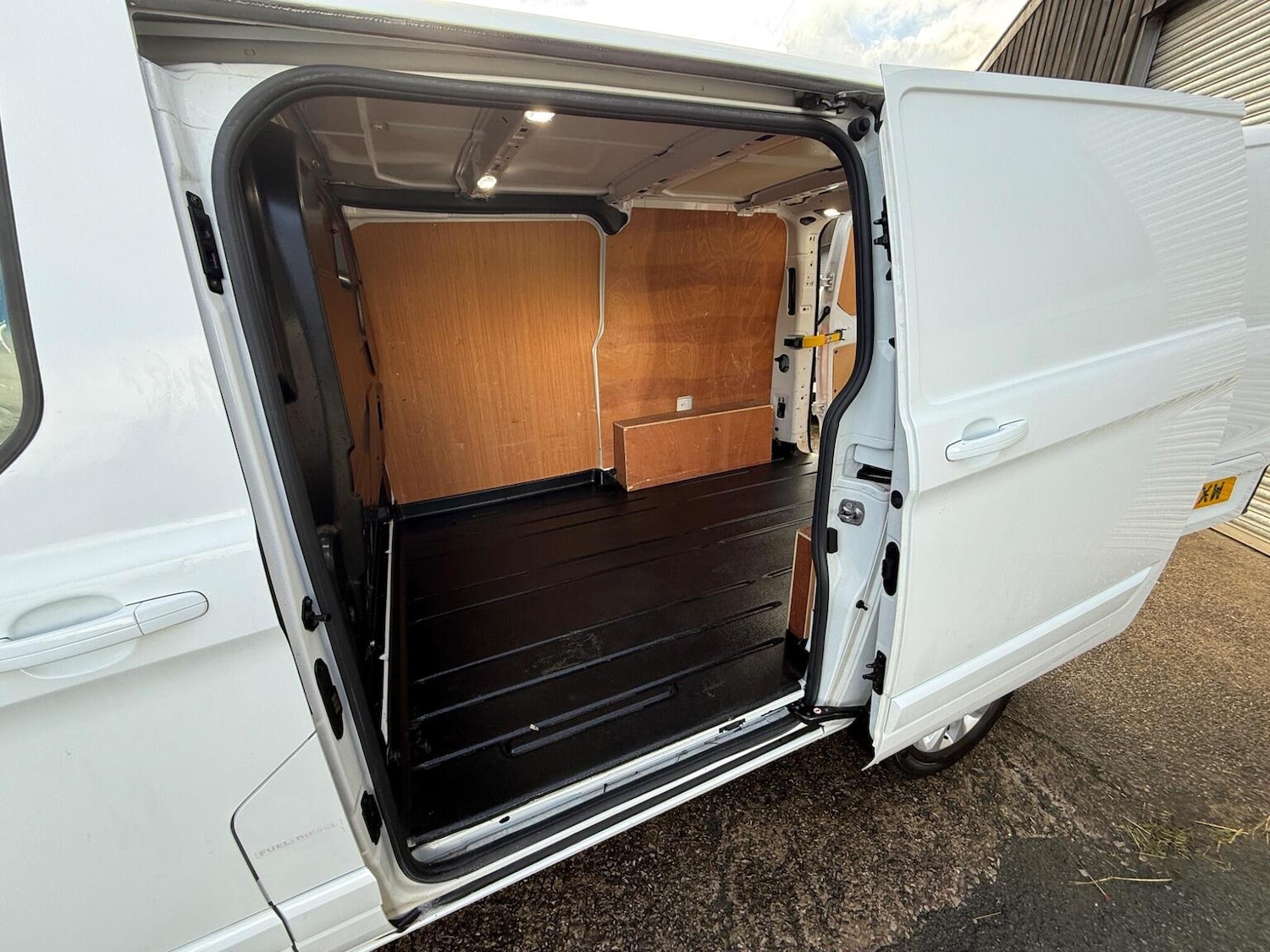 Used Ford Transit Custom 2021 for sale - 76806976: Photo 42