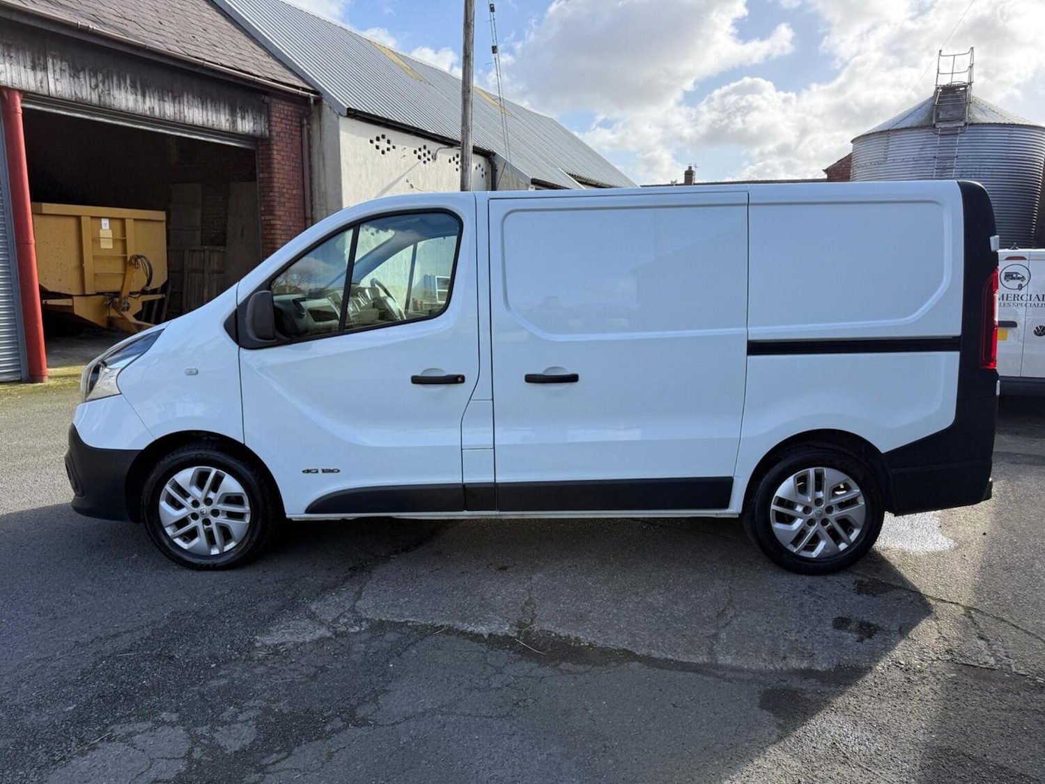 Used Renault Trafic 2017 for sale - 77901259: Photo 11