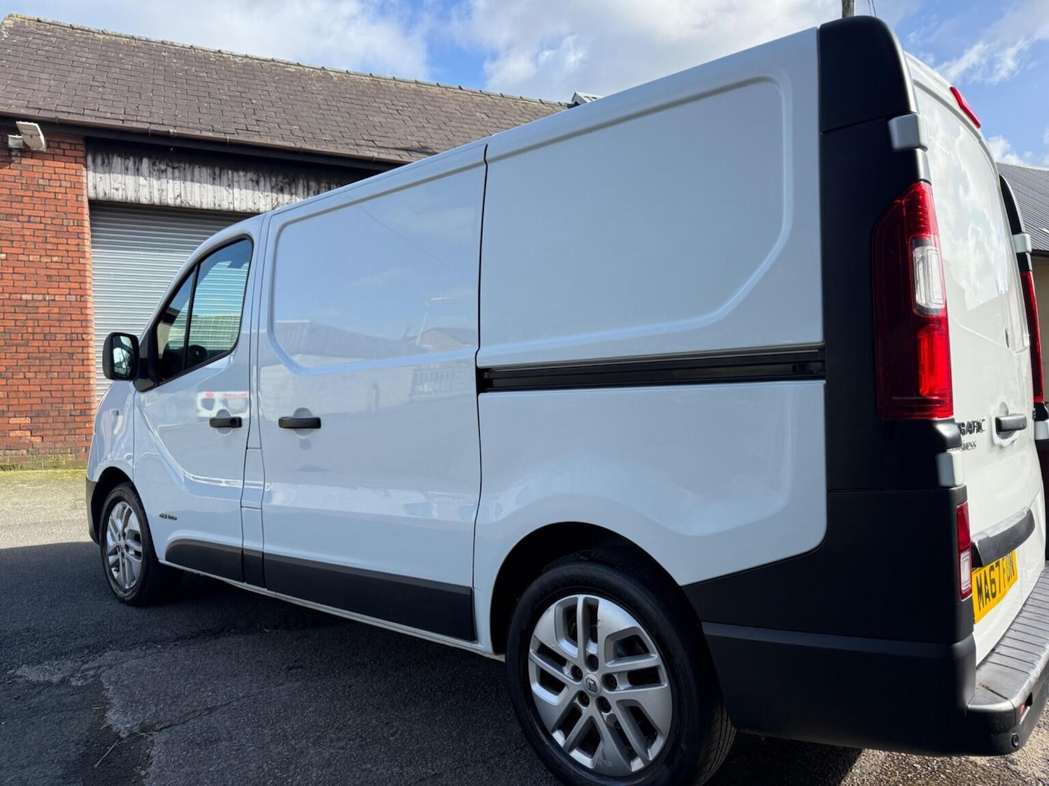 Used Renault Trafic 2017 for sale - 77901259: Photo 12
