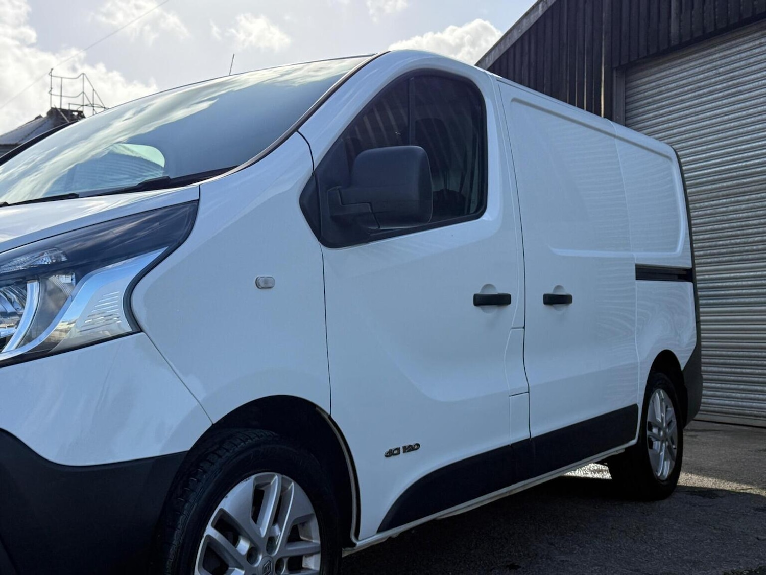 Used Renault Trafic 2017 for sale - 77901259: Photo 8
